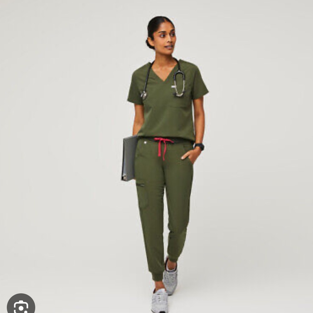 Figs Jogger Scrub Pants - Olive Green XS Limited Edition